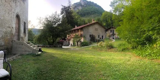 Les Chambres De Liane Cerdon  Couette-café Cerdon (Ain)